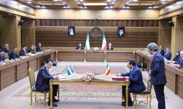 امضای ۴ سند همکاری مشترک میان جمهوری اسلامی ایران و جمهوری ازبکستان امضای ۴ سند همکاری مشترک میان جمهوری اسلامی ایران و جمهوری ازبکستان
