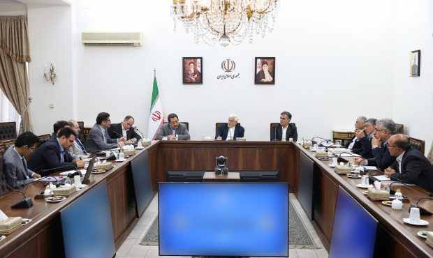 راهبرد دولت سرعتبخشی به امور همراه با شفافسازی است/ تاخیر در همه حوزههای مرتبط با تولید باید به حداقل برسد راهبرد دولت سرعتبخشی به امور همراه با شفافسازی است/ تاخیر در همه حوزههای مرتبط با تولید باید به حداقل برسد